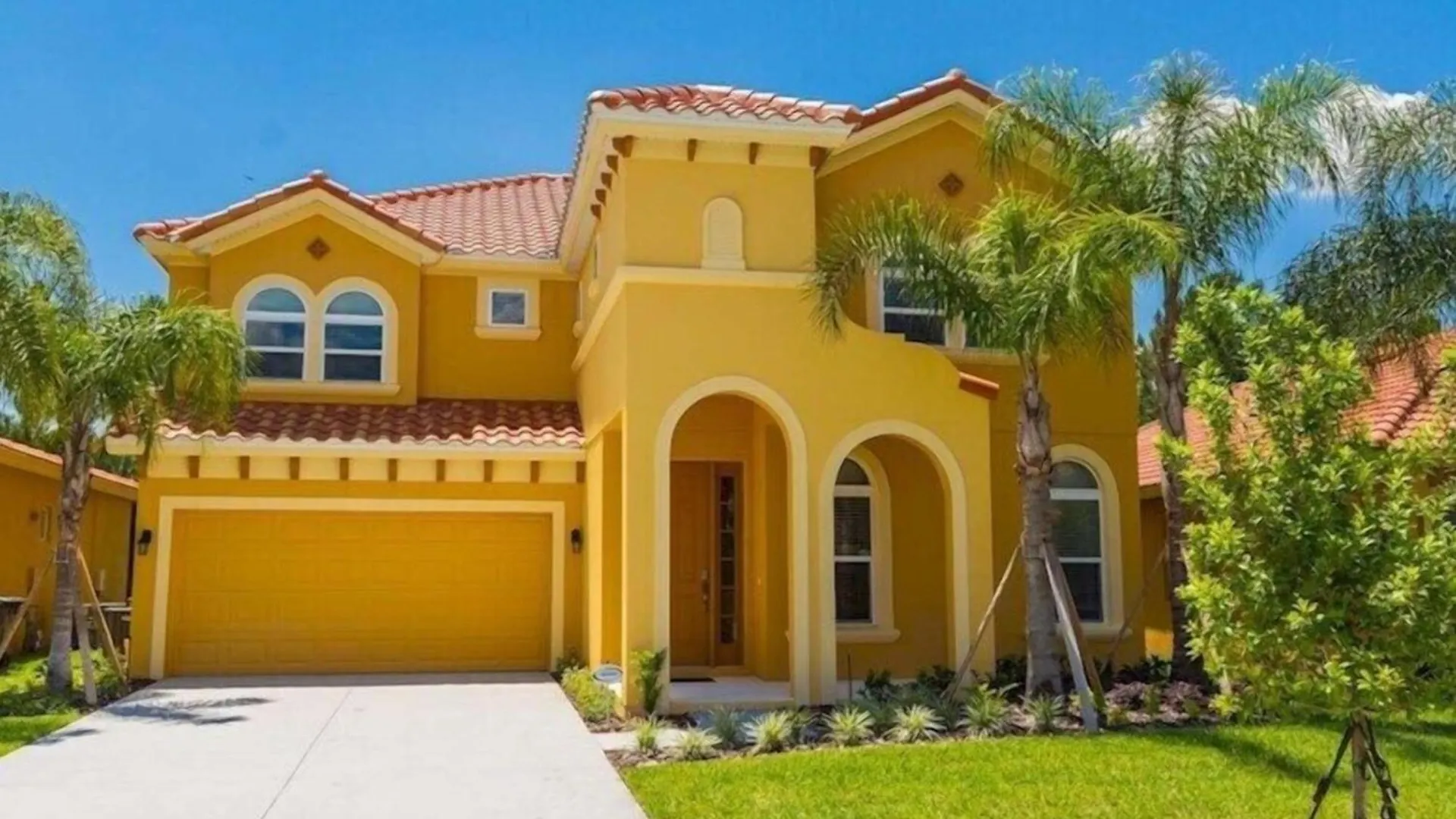 Luxurious 6 Bed Villa With South Facing Pool Davenport